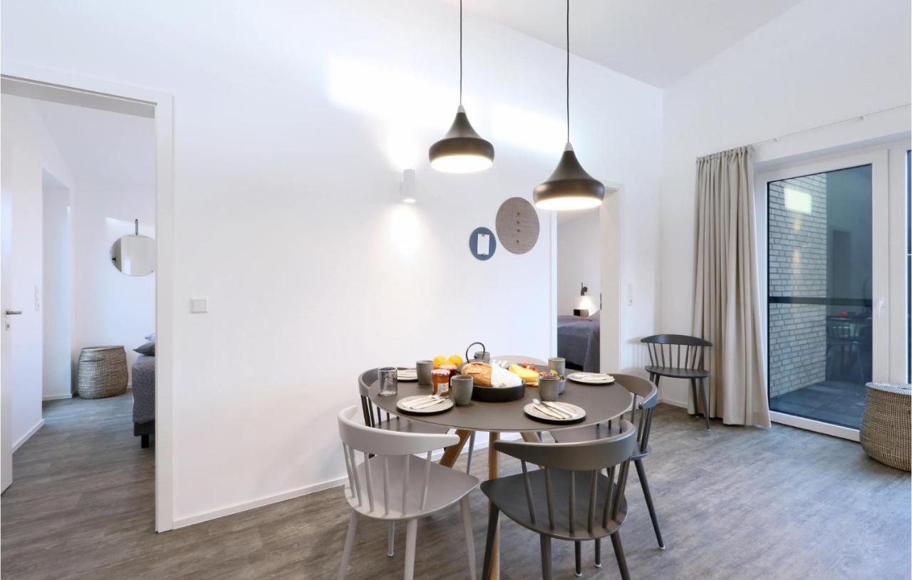 2 Bedroom Awesome Home In Lembruch-Duemmer See Exterior foto